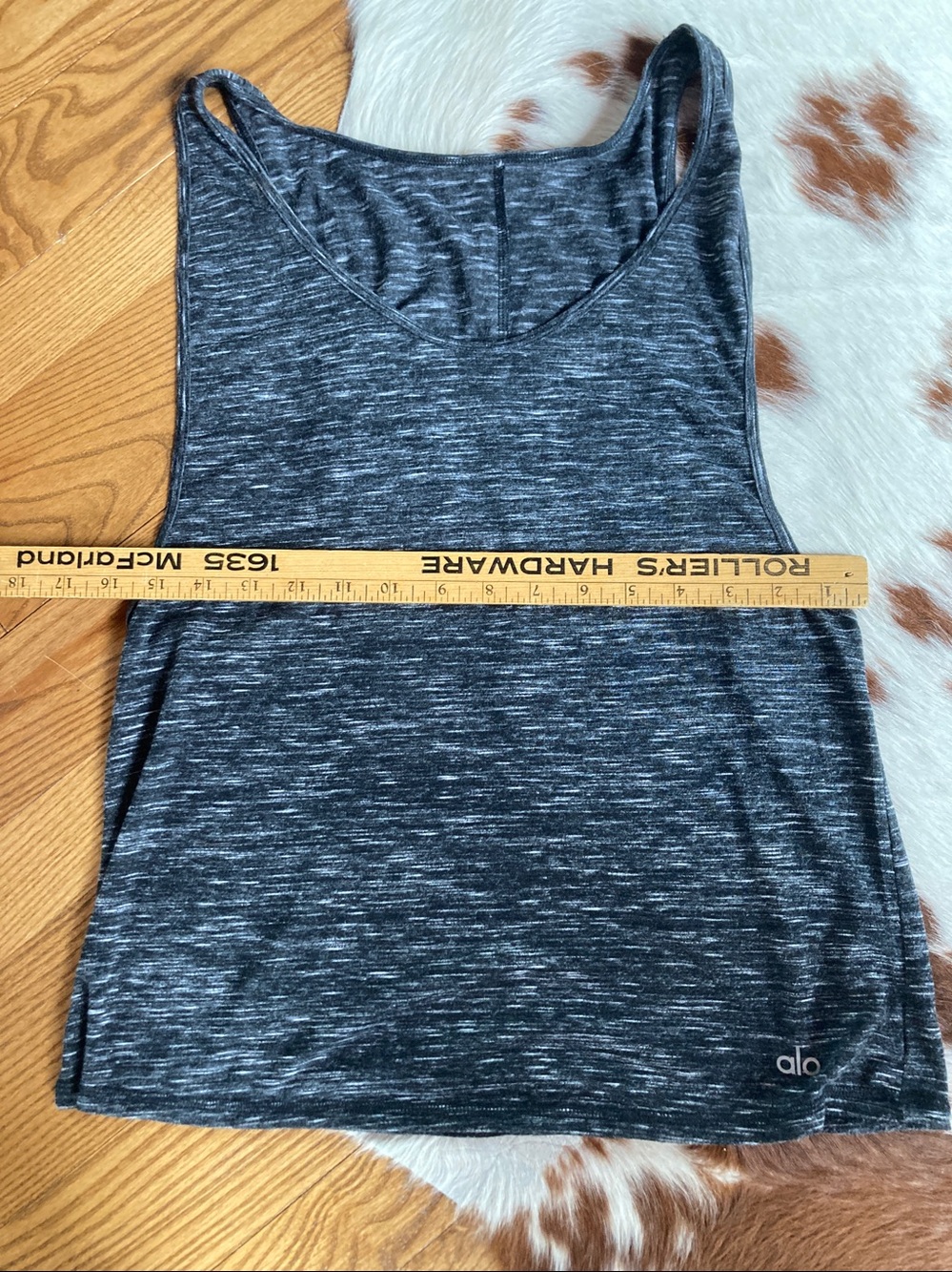 Alo grey Black Tank Top - Picture 4 of 4